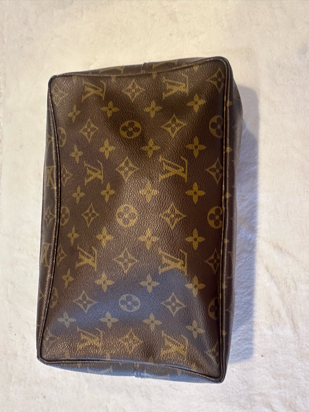 Authentic Vintage Louis Vuitton Monogram Trousse 28 Cosmetic Pouch